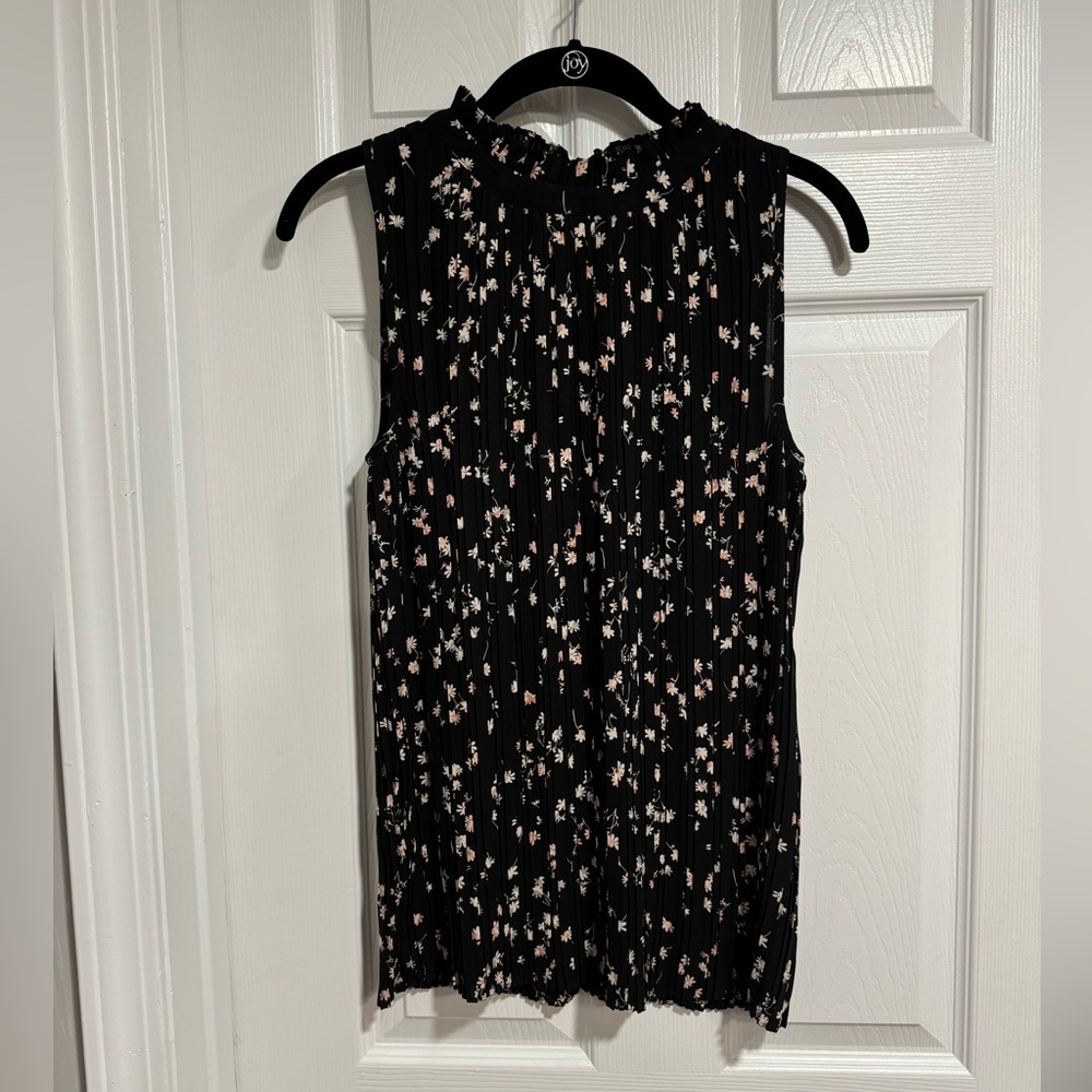 Ann Taylor Sleeveless Floral Blouse